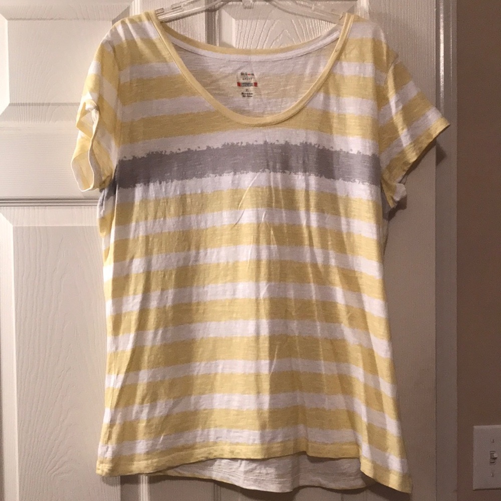 Style & Co T-shirt